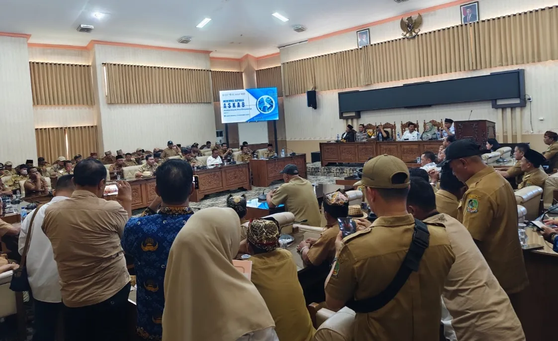 DPRD Banyuwangi Tempuh Jalur Persuasif Meredam Polemik Pernyataan Pemotongan Bansos yang Memicu Reaksi Ratusan Kepala Desa
