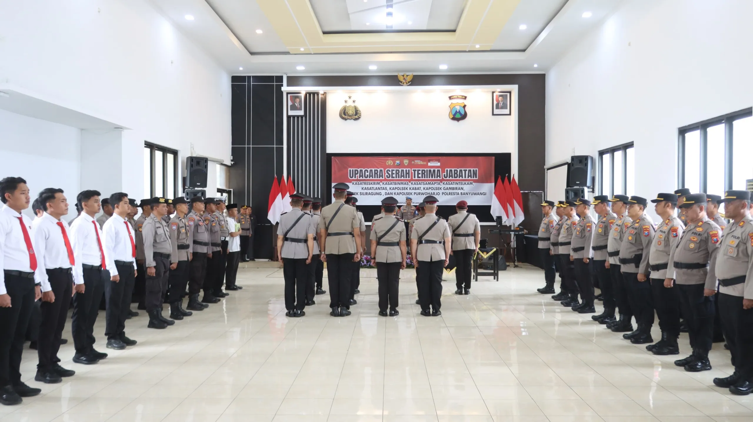 Sertijab Pejabat Strategis Polresta Banyuwangi, Kapolresta Tekankan Profesionalisme dan Kepercayaan Publik