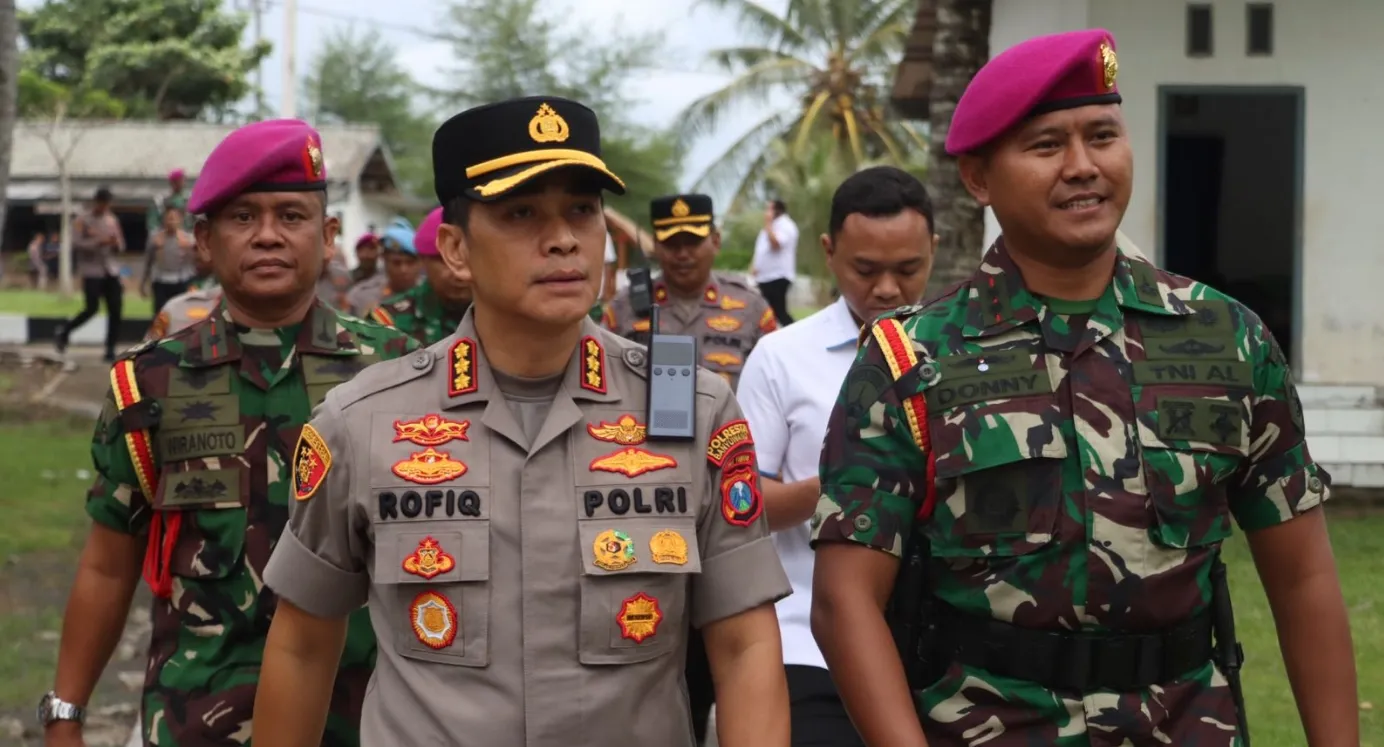 Silaturahmi Strategis Kapolresta Banyuwangi ke Puslatpurmar 7 Lampon, Sinergi TNI–Polri Kian Kokoh