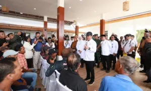 Kunjungi KNMP Banyuwangi, Menteri KKP Janjikan SPBN dan Kapal Baru