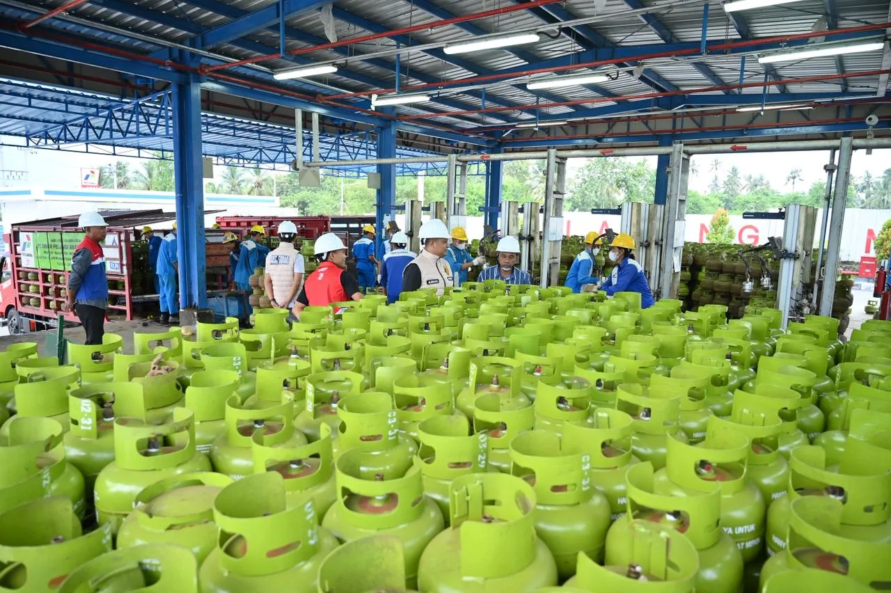 Sidak Mendadak di Rogojampi! Polresta Banyuwangi Pastikan Gas Elpiji 3 Kg Aman, Stok Melimpah