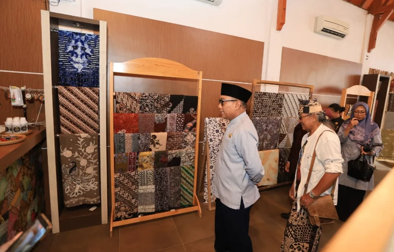 Wisata Belanja di Pusat Batik Banyuwangi Menawarkan Motif Khas Daerah, Produk Siap Pakai, dan Ruang Kreatif bagi Perajin Lokal