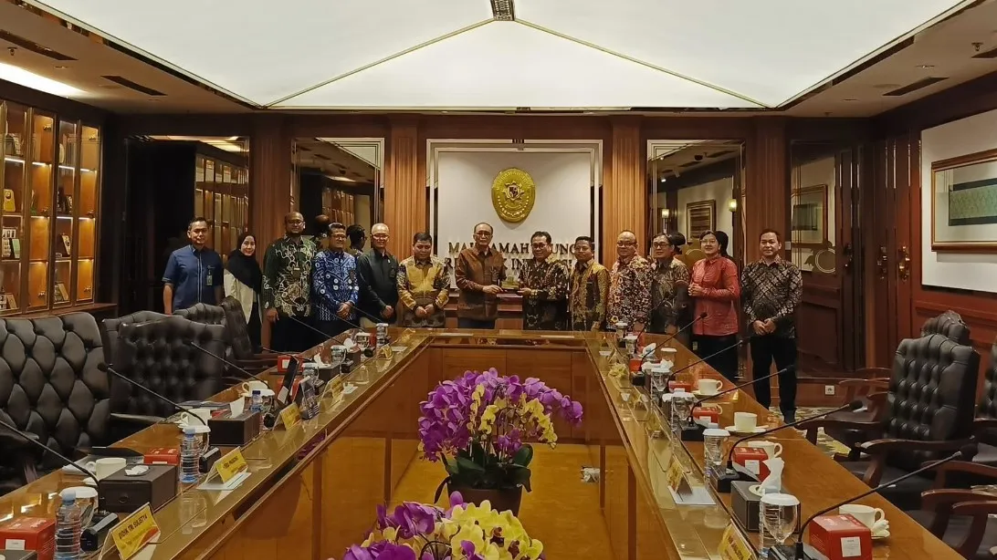 SMSI Gandeng Mahkamah Agung Cetak Ribuan Mediator Bersertifikat untuk Kurangi Penumpukan Perkara