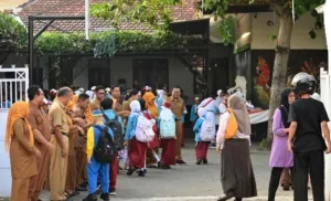 Hari Pertama MPLS di Banyuwangi diwarnai Bahagia dan Haru