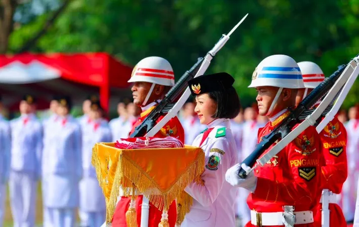 Upacara HUT ke-81 RI di Banyuwangi Meriah dengan Pentas Seni Nusantara dan Dihadiri Warga