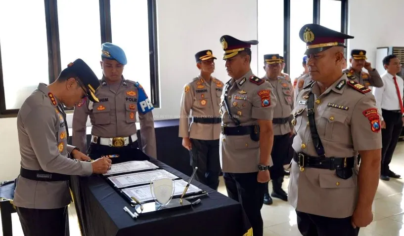 Sejumlah Pejabat Polresta Banyuwangi Berganti Posisi Bagian dari Penyegaran