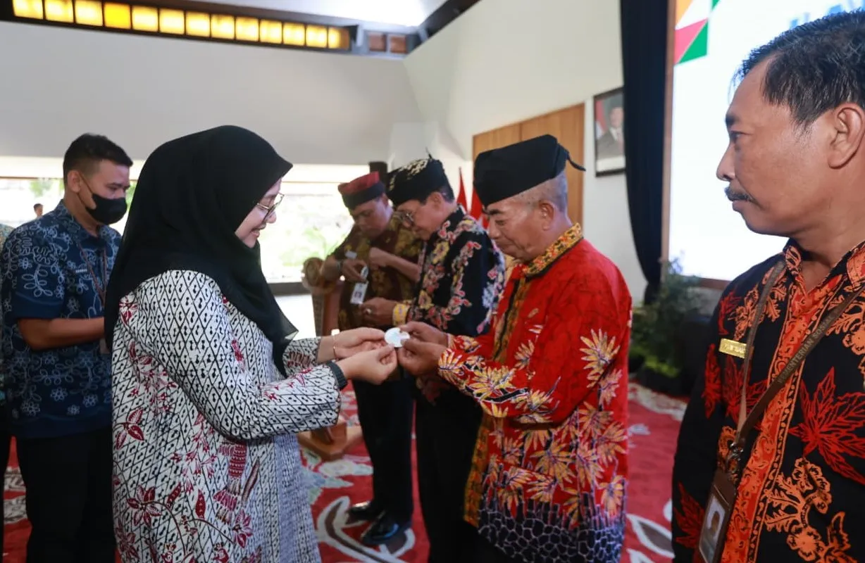 Teman Lansia Banyuwangi Hadir untuk Memperluas Pendampingan Warga Senior Rentan Melalui Bantuan Pangan, Layanan Kesehatan, dan Dukungan Sosial