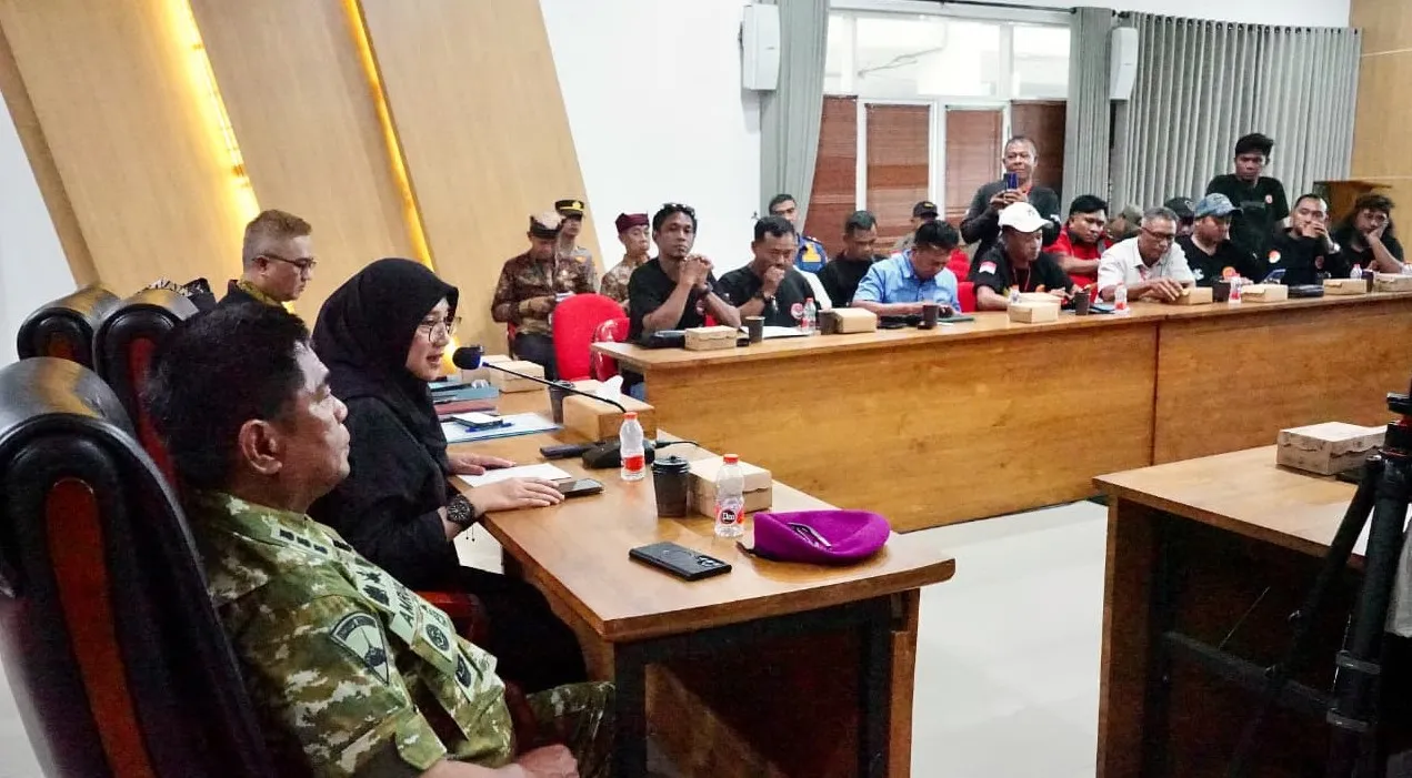 Bupati Ipuk Bersama GAPIBER Membahas Solusi Kemacetan Pelabuhan Ketapang, Mulai dari Jadwal Kapal Hingga Pembangunan Dermaga