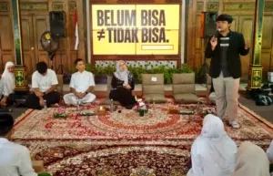 Pemkab Banyuwangi Bekali Santri Wawasan Bisnis Digital dan Media Sosial di Hari Santri Nasional